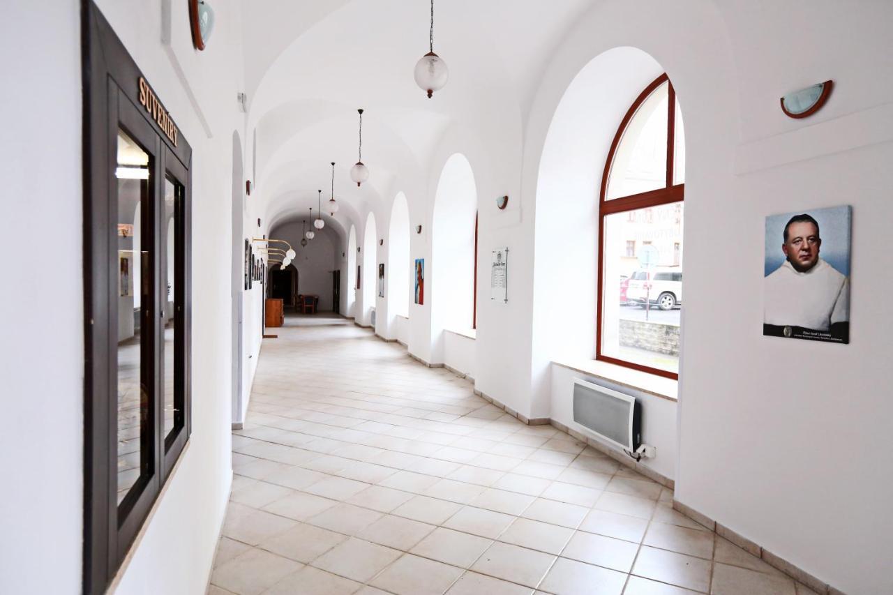 Historicky Putnicky Dom Hotel Marianka Bagian luar foto