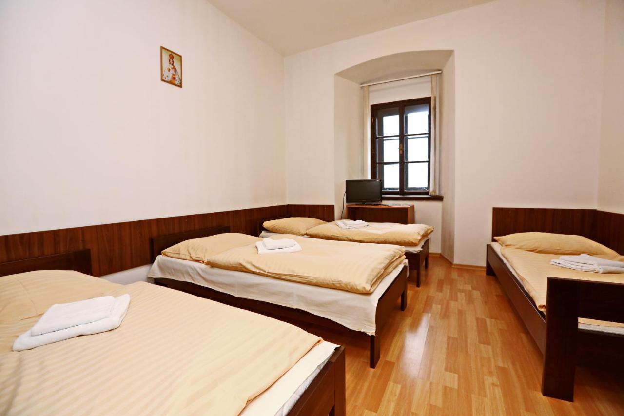 Historicky Putnicky Dom Hotel Marianka Bagian luar foto